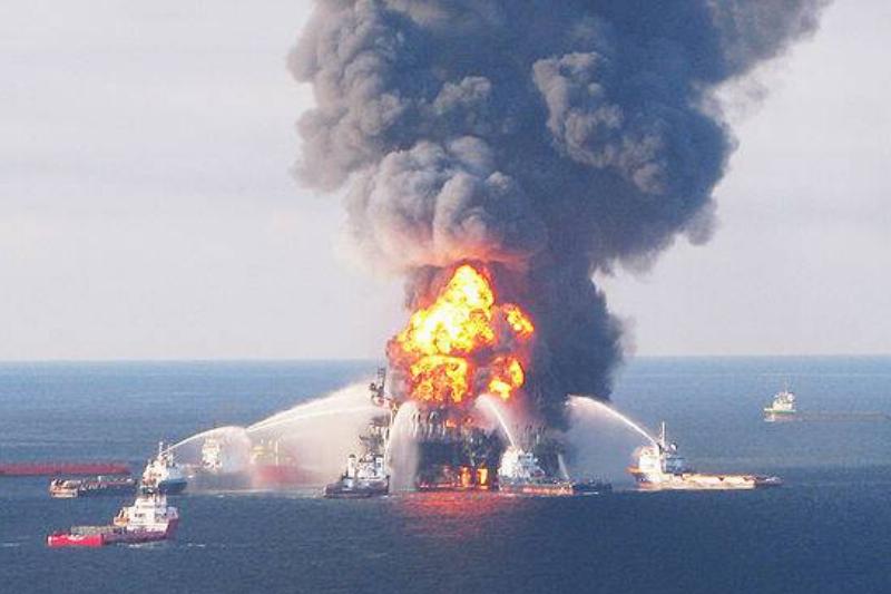 Oil Rig -98606630 Picture of an oil rig