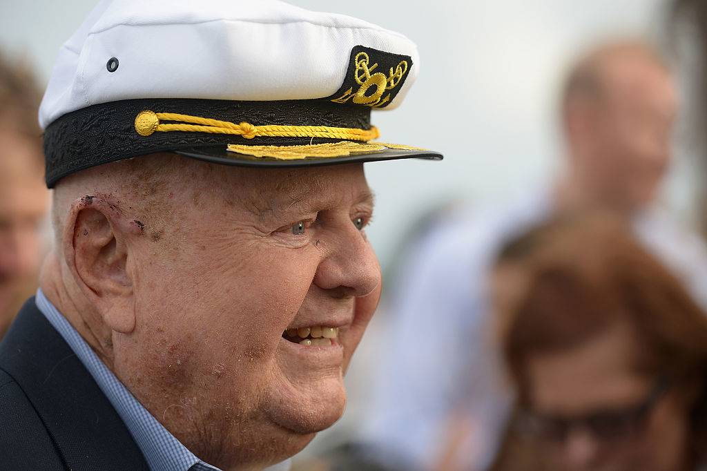 dick van patten wearing a sailor hat