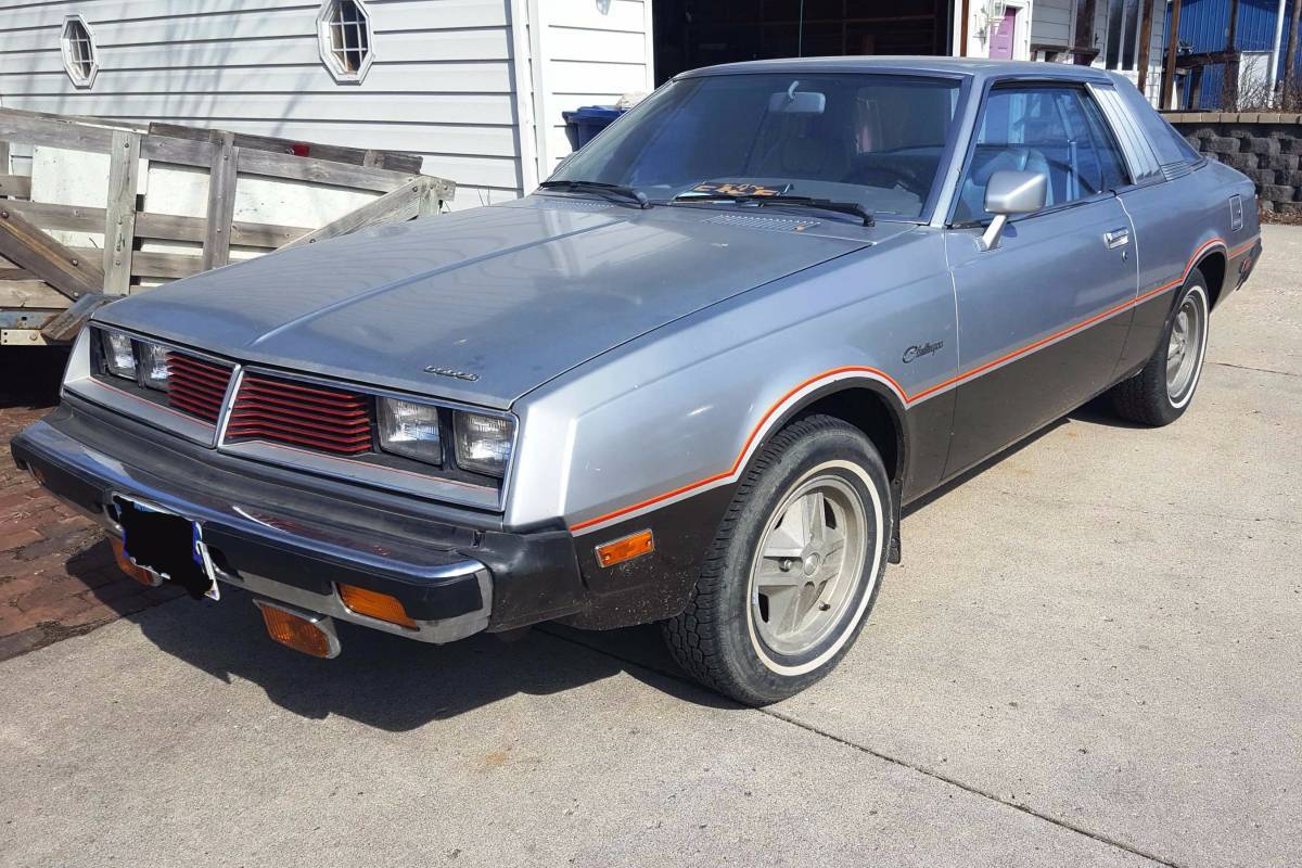Dodge Challenger (1978) Dodge Challenger (1978)