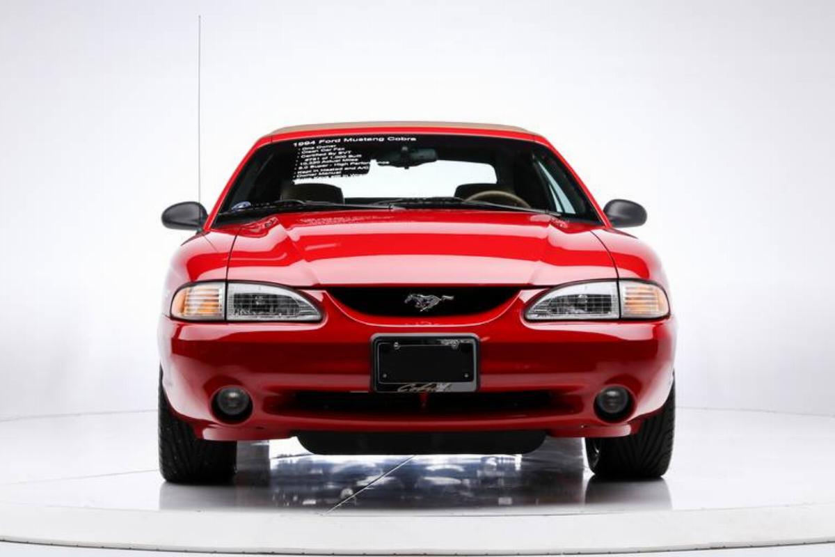 Ford Mustang (Fourth-gen) Ford Mustang (Fourth-gen)