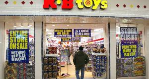 Stores You Grew Up With That No Longer Exist, Here’s Why These Once-Popular Stores Went Out Of Business