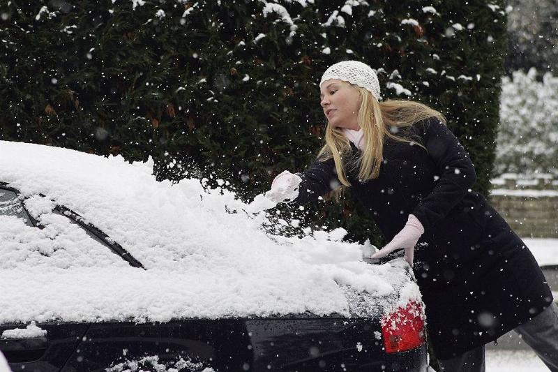icy-windshield icy-windshield