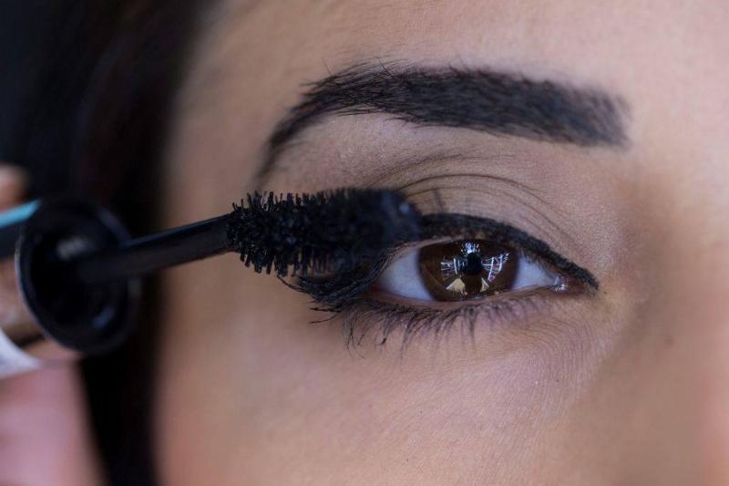 mascara