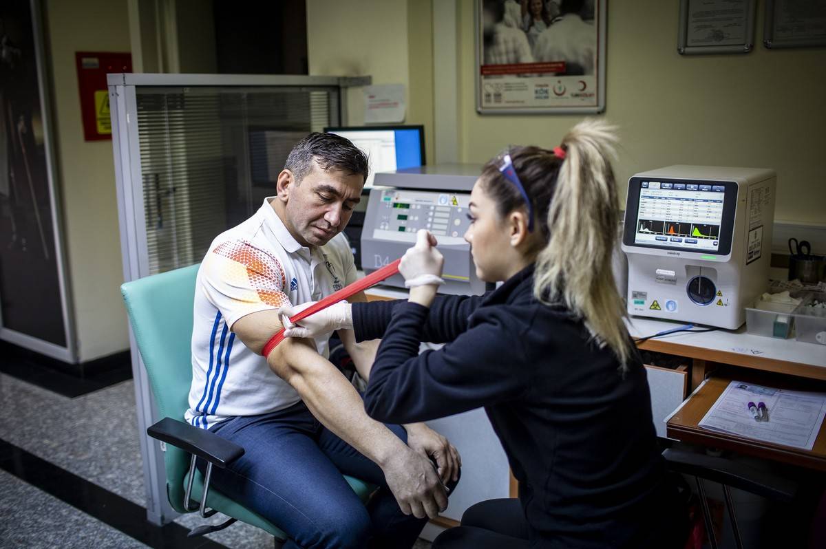 Medalled blood donor Vedat Gunaydin becomes hope for cancer patients