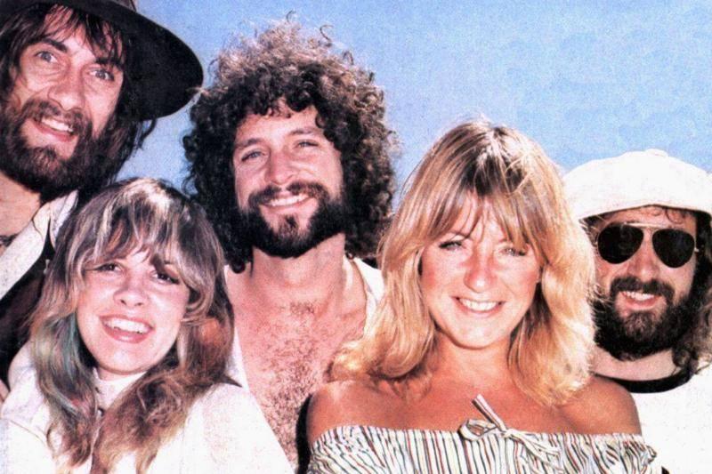 1975-band-13119 1975-band-13119