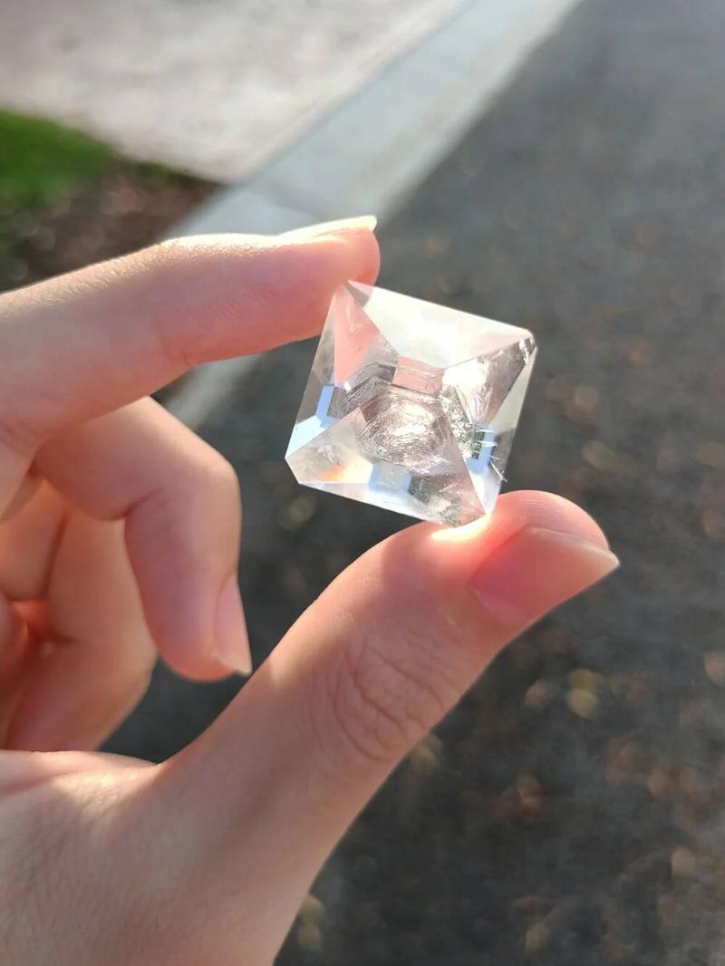 this-is-an-alum-crystal-i-grew-at-home-alum-is-one-of-the-v0-v67fh5r2xag91
