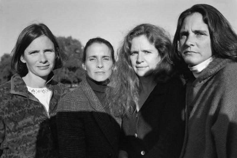 1551172907_fc2bf9007ebbf22eb9e36ac0157960e077dbd3c0-26902 1996 four sisters
