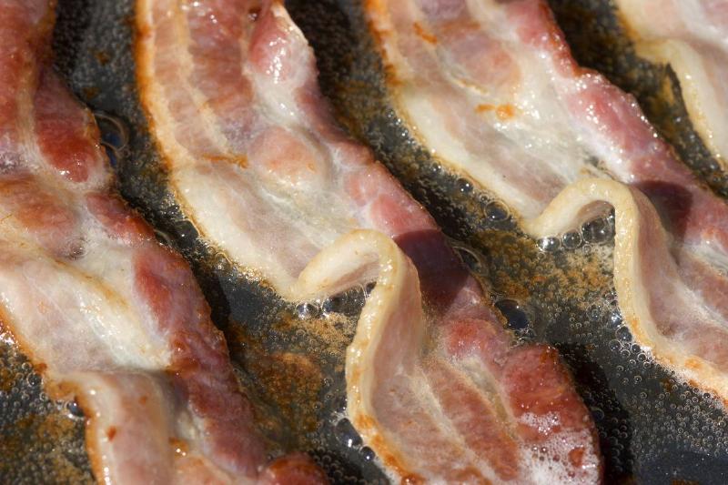 GettyImages-170501530 Bacon Frying On An Electric Griddle