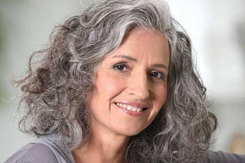 gray-curls-25221 gray-curls-25221