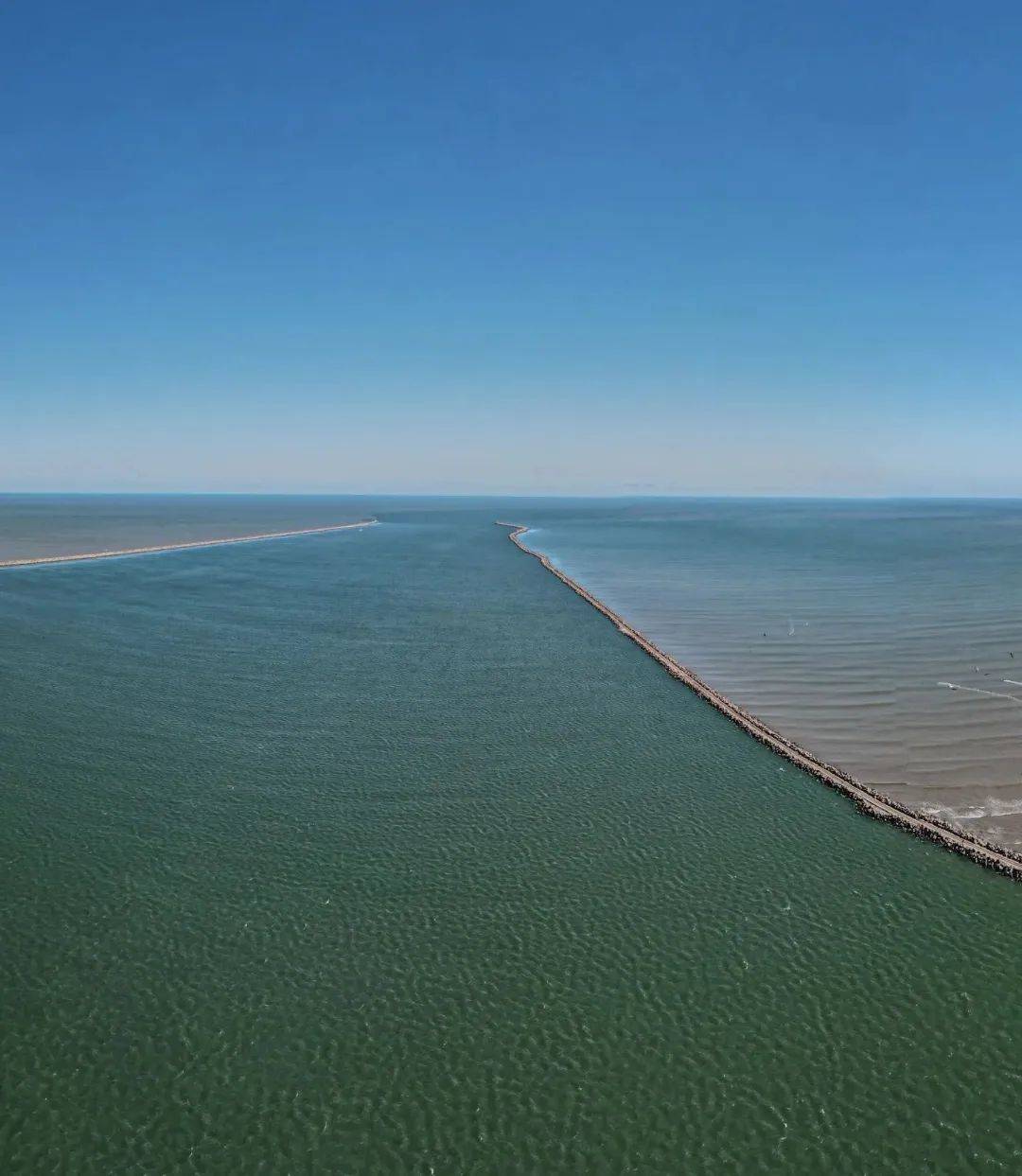 Longest beach in the world with calm waters