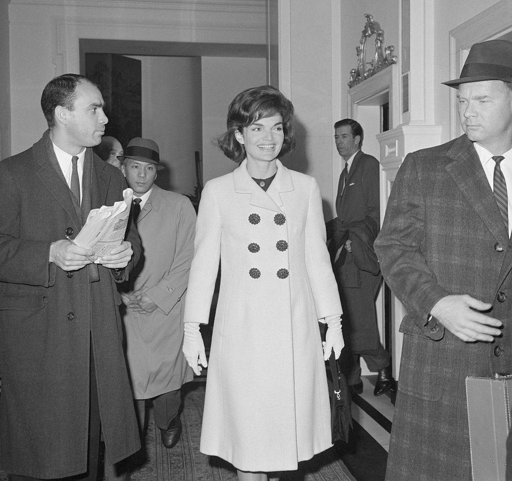 jackie kennedy with secret service agents
