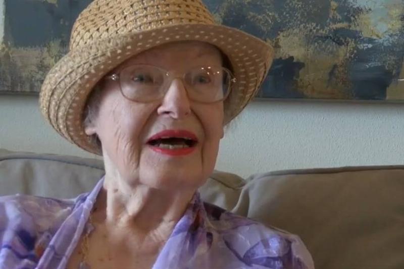 91-year-old woman collecting 1 million pop tabs for charity 1-29 screenshot 91-year-old woman collecting 1 million pop tabs for charity 1-29 screenshot