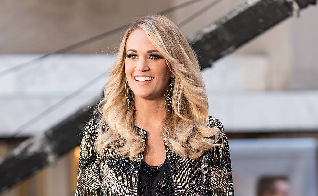 carrie underwood in october 2015
