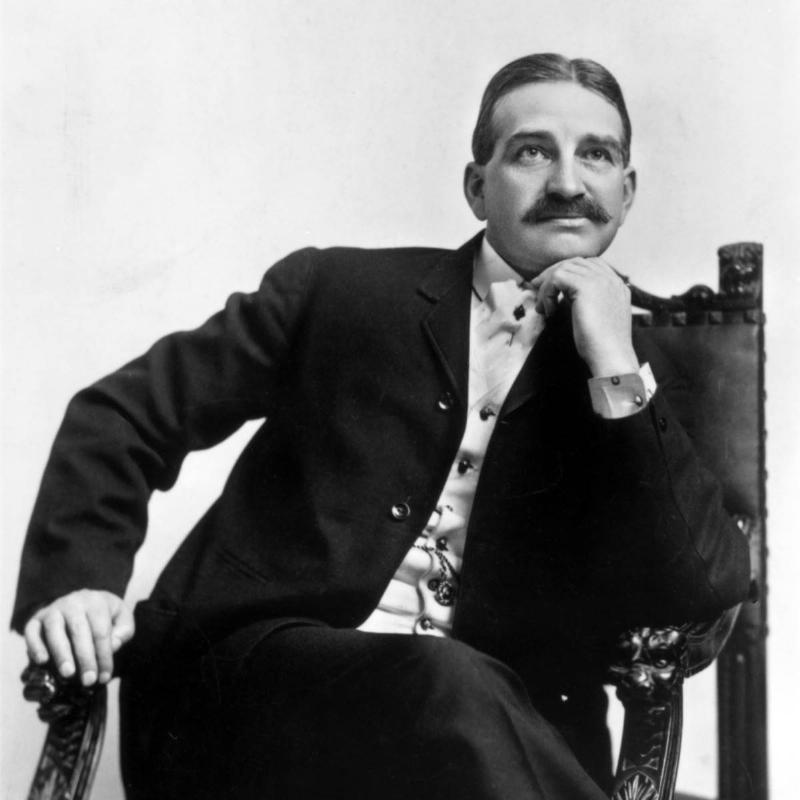 L. Frank Baum Seated portrait of L. Frank Baum (1856 - 1919), author of 'The Wonderful Wizard of Oz', circa 1910.