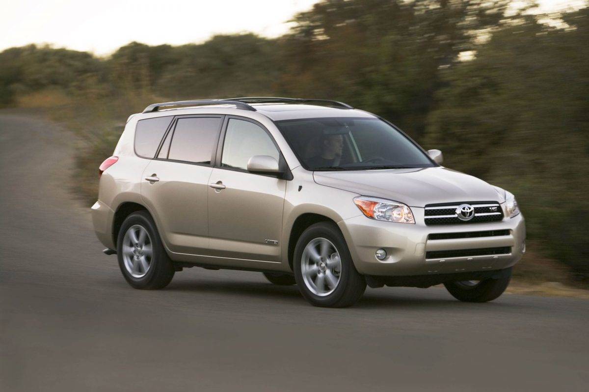 2007_10_09_08_RAV4_Limited-1500x998