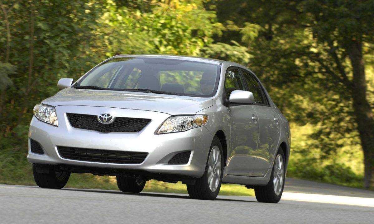 2007_10_09_Corolla_XLE_06-1500x900