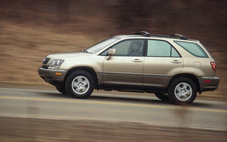 C&D-1998-lexus-rx300-109-1589314331