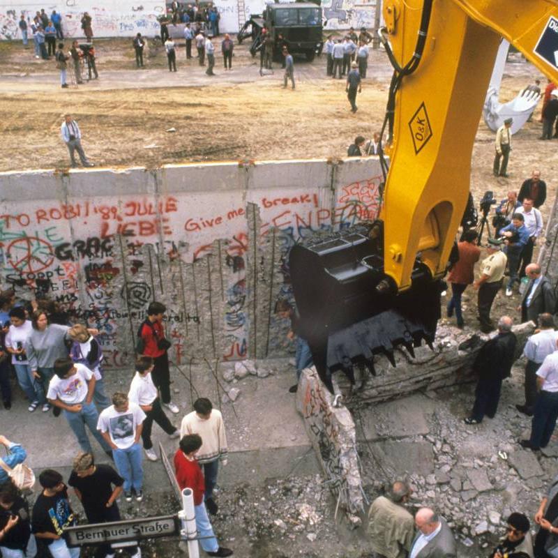 Demolition of the Berlin Wall