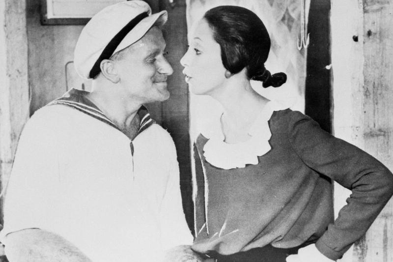 Film - Popeye - Robin Williams and Shelley Duvall