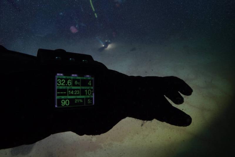 Microbialites: 'Fairy chimneys' of Lake Van
