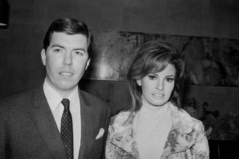 Raquel Welch et Patrick Curtis
