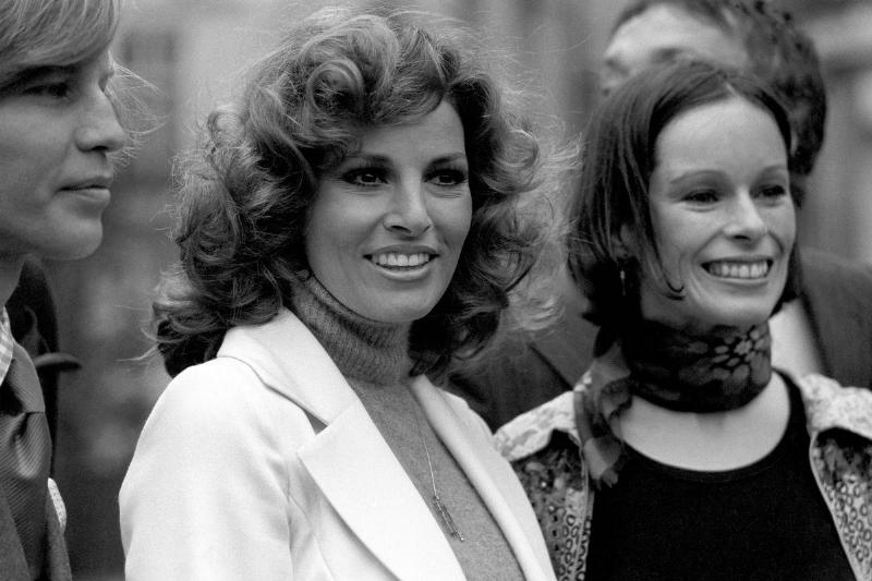 Renewing their acquaintance