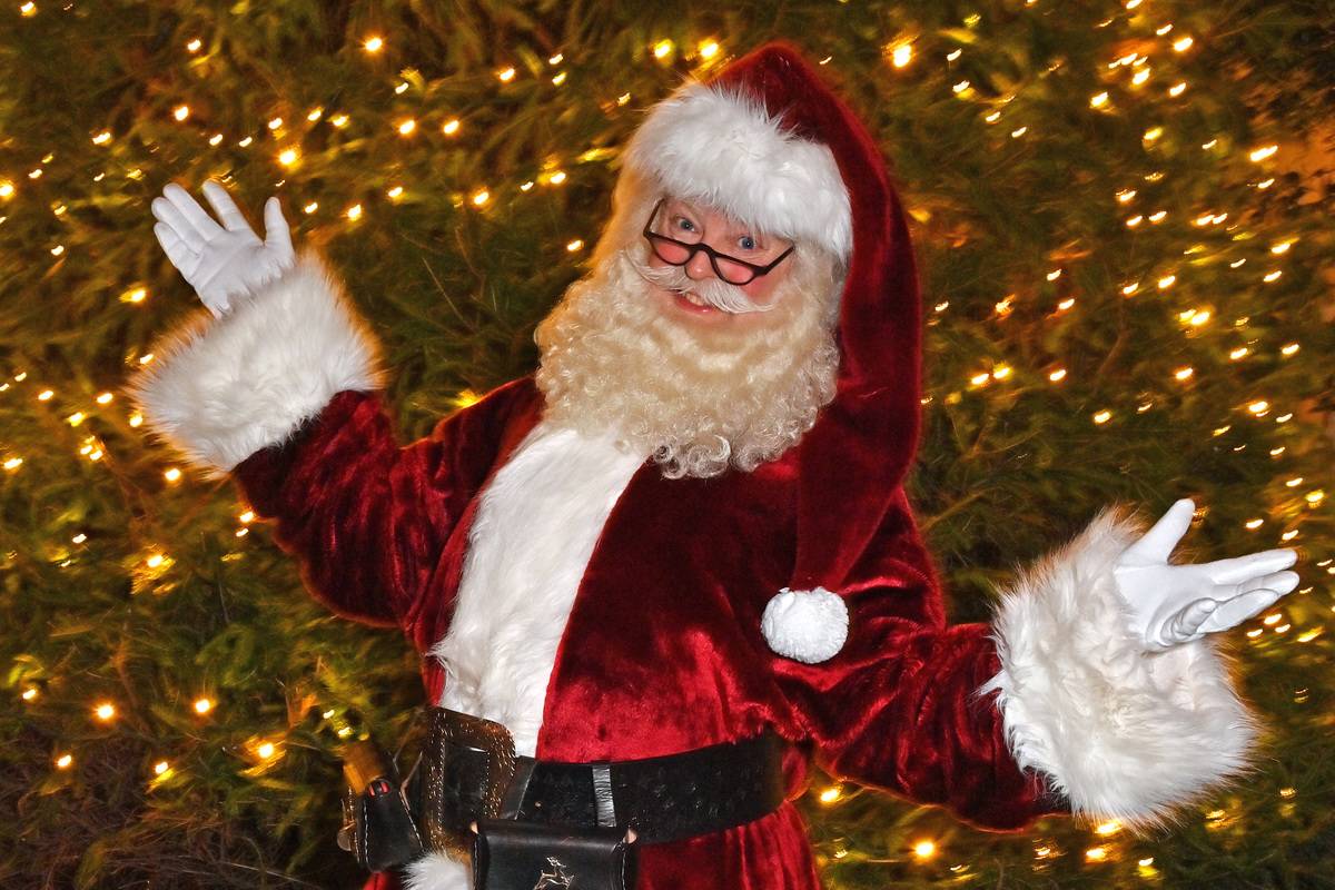 Father Christmas attends the Rosewood London Christmas Courtyard Party 2022 on November 14, 2022 in London, England.