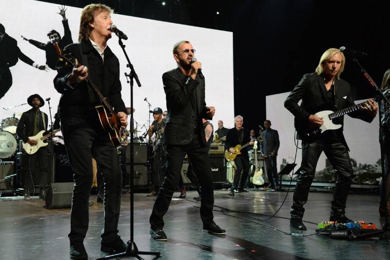 30th Annual Rock And Roll Hall Of Fame Induction Ceremony - Show