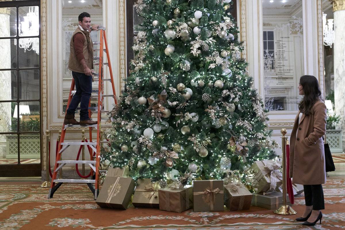 christmas-at-the-plaza_HOKuPH