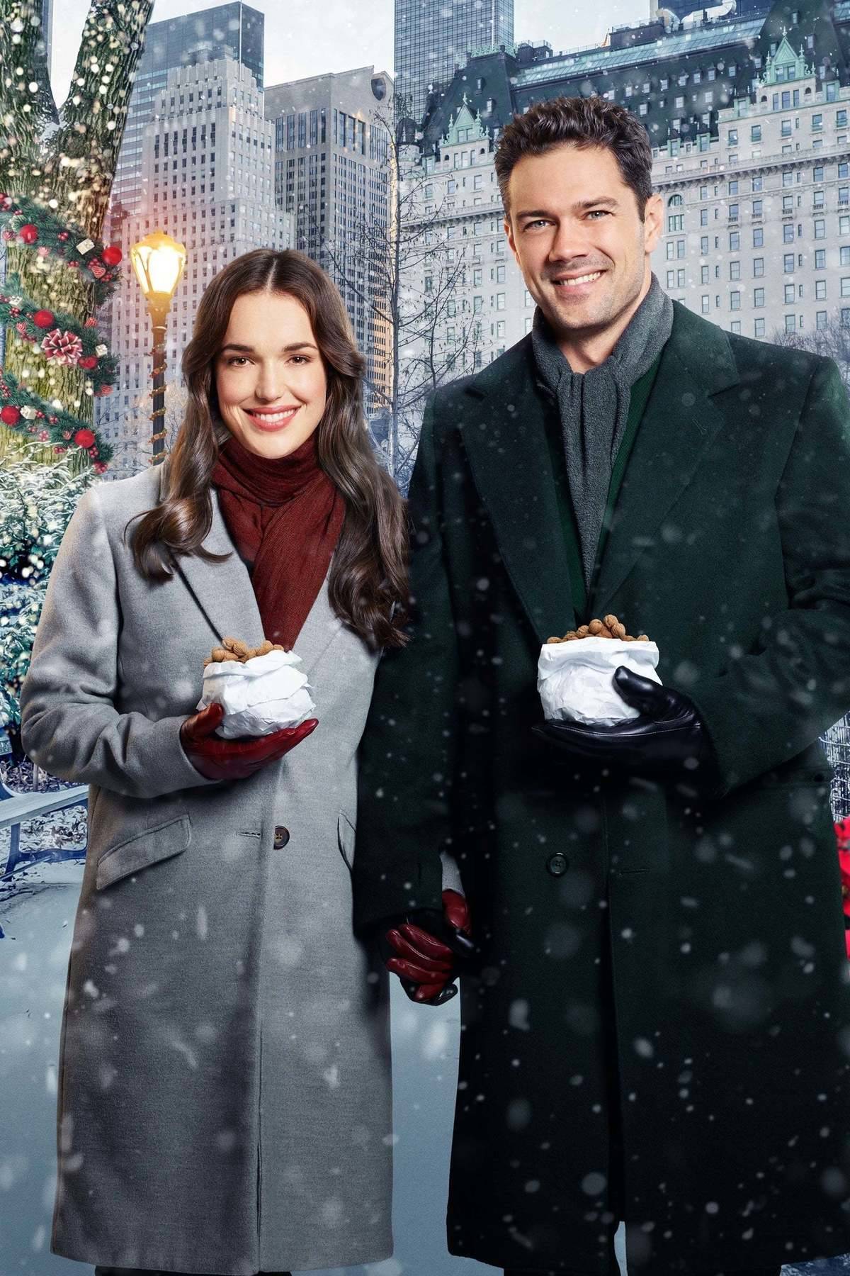 christmas-at-the-plaza_KpJZRy