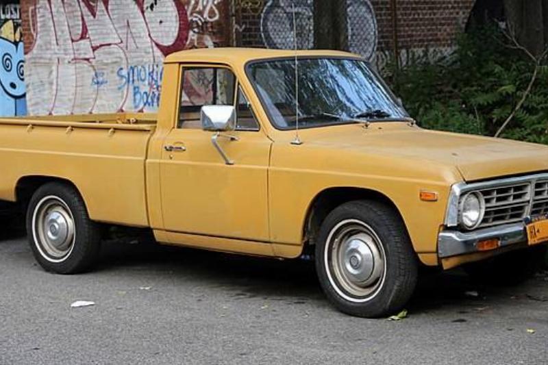 1972_Ford_Courier,_front_right