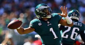 Can You Score A Touchdown And Ace This Football 101 Quiz?