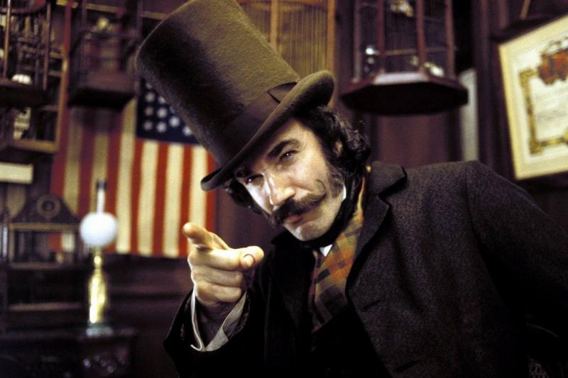 gangs-of-new-york_9e8d7f67 Daniel Day-Lewis pointing in top hat as Bill The Butcher Cutting in Gangs of New York