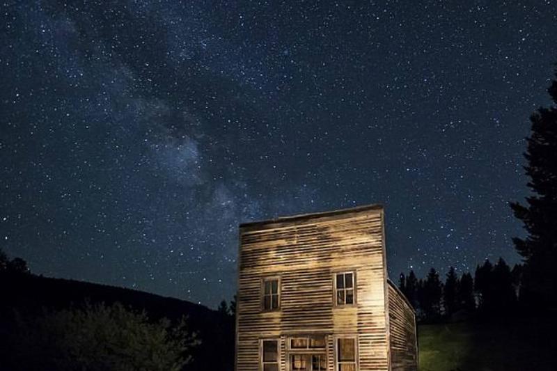 640px-Garnet_Ghost_Town,_Montana_(15018371394)