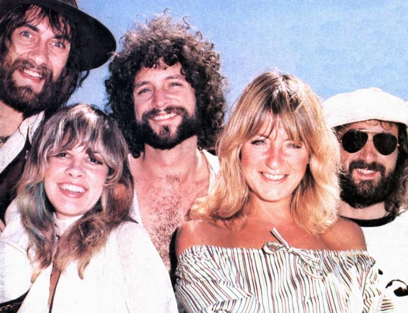 Photo of FLEETWOOD MAC Photo of FLEETWOOD MAC; L-R: Mick Fleetwood, Stevie Nicks, Lindsey Buckingham, Christine McVie, John McVie. Posed, group shot, c.1975