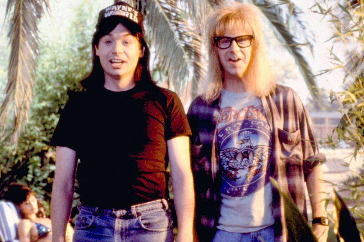 Mike Myers and Dana Carvey as Wayne and Garth in Wayne's World