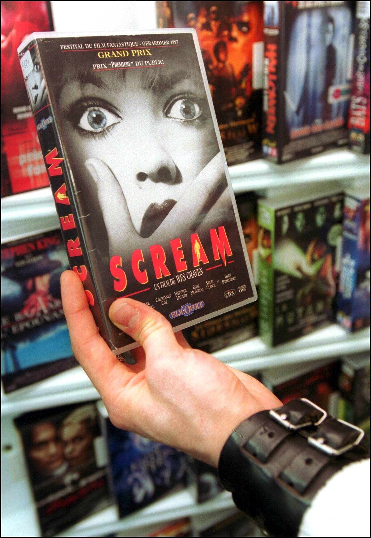 A 17-Year Teen-Ager Stabs To Death One Of His Girl Friends Aged 15, Two Weeks After Seeing The Scary Movie 