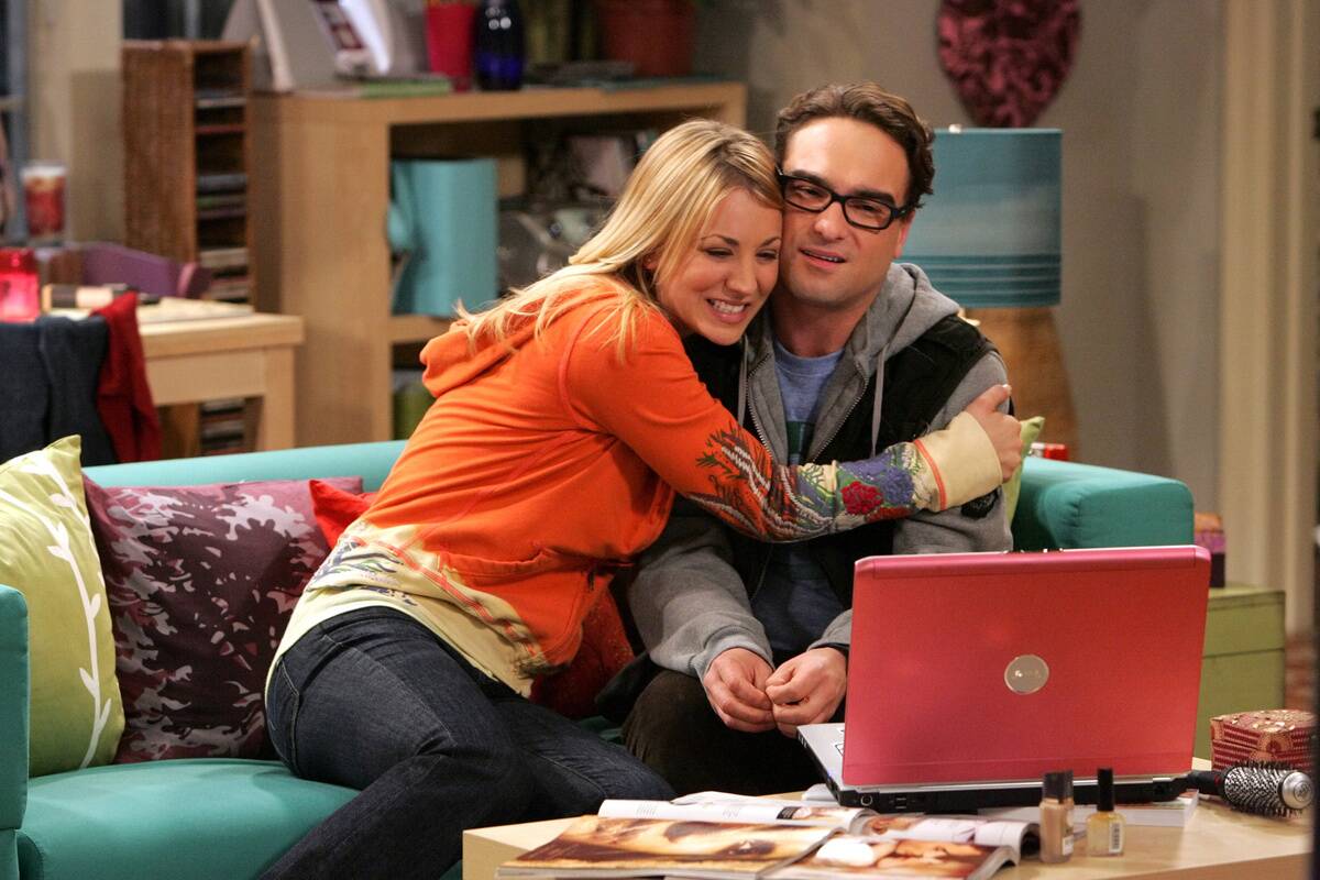 Johnny Galecki and Kaley Cuoco on the big bang theory