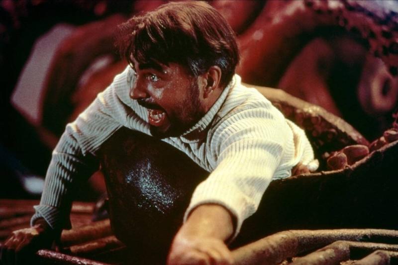 20000-leagues-under-the-sea_L1oQrq