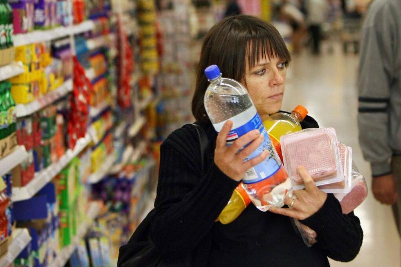 Woman grocery shopping