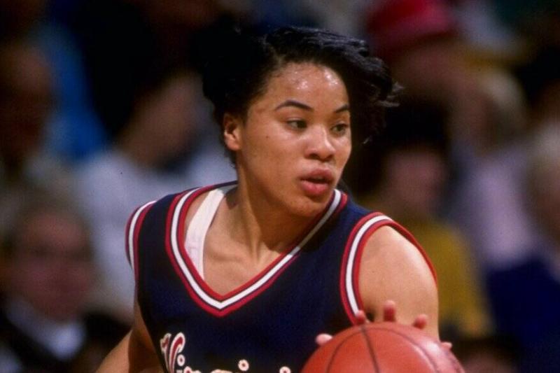 Dawn Staley... Dawn Staley...