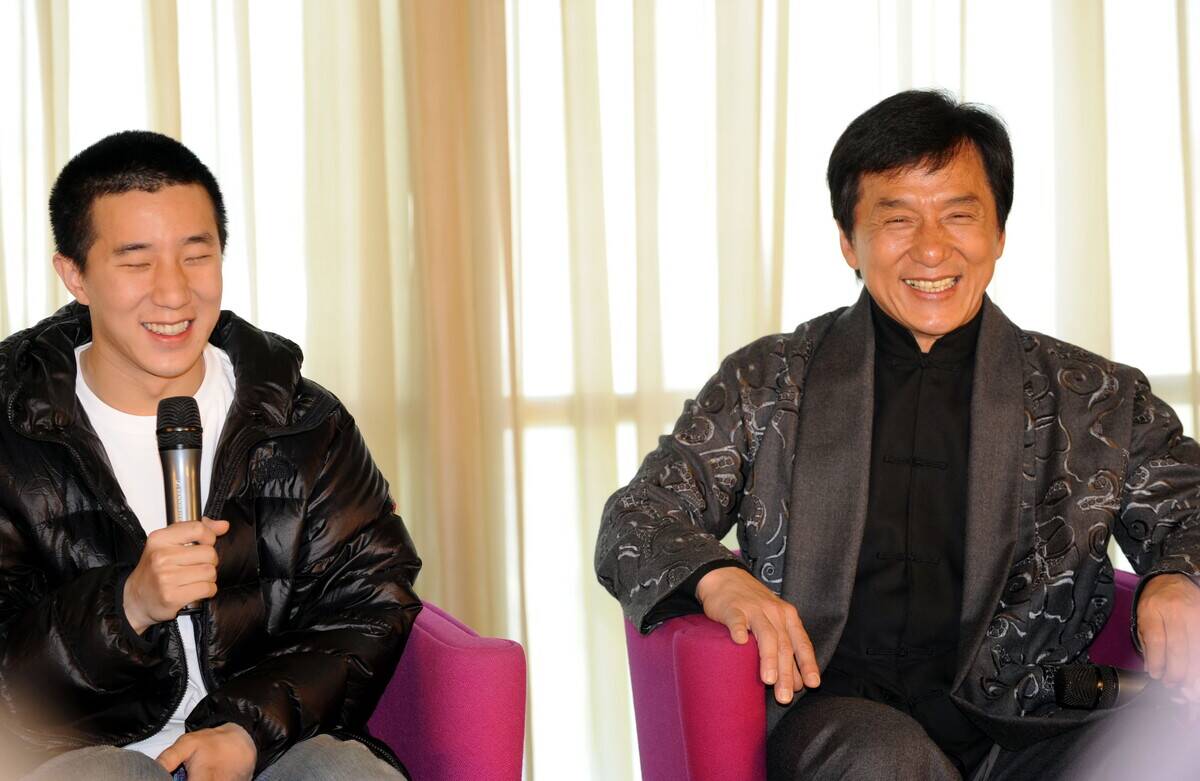 Jackie Chan Announces Concert at Birds Nest Stadium