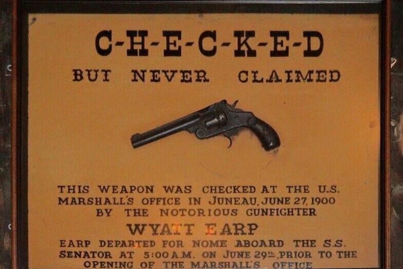 Wyatt_Earp_gun_Red_Dog_Juneau