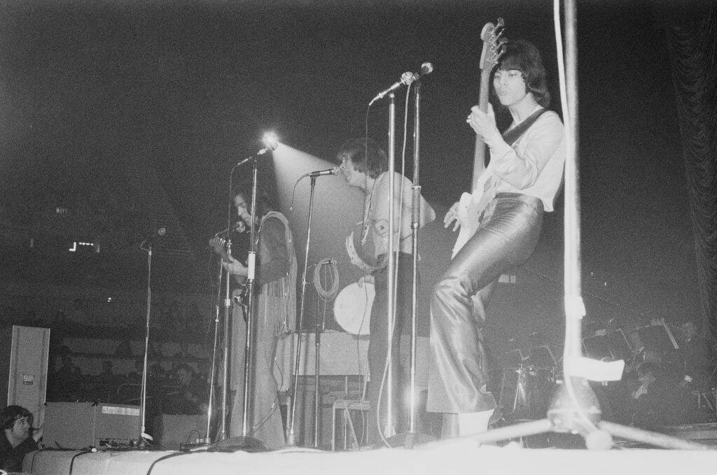 edison lighthouse playing on stage