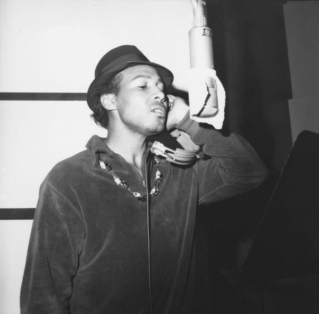 jewel akens in the recording studio