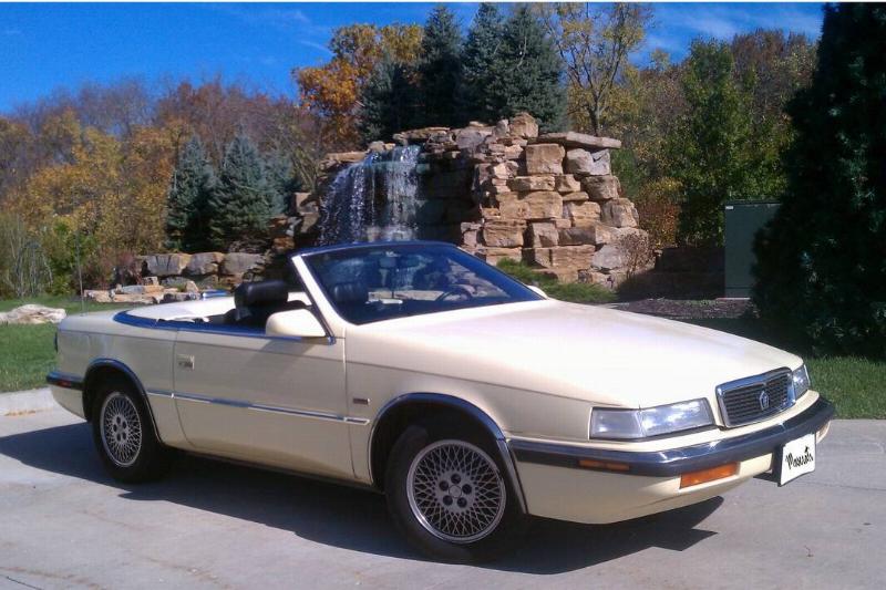1990_Chrysler_TC_By_Maserati 1990_Chrysler_TC_By_Maserati
