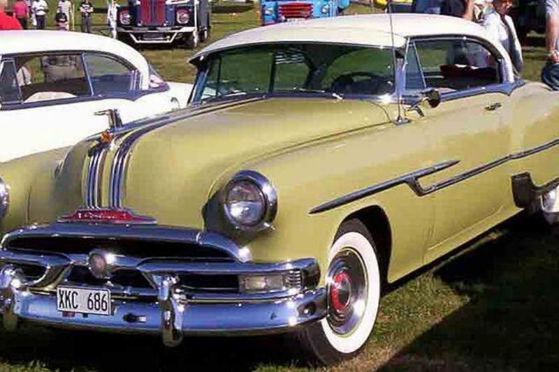 Pontiac_Chieftain_Catalina_1953