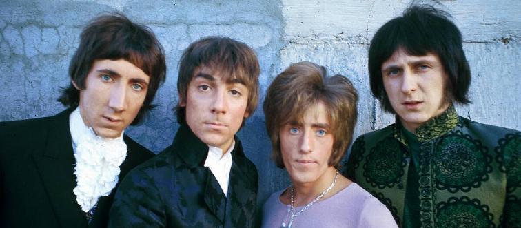 Photo of Roger DALTREY and Pete TOWNSHEND and WHO and Keith MOON and John ENTWISTLE