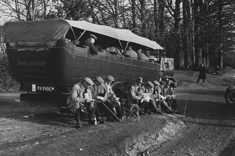 Searchers in Hunt for Agatha Christie Eating Lunch, 1926