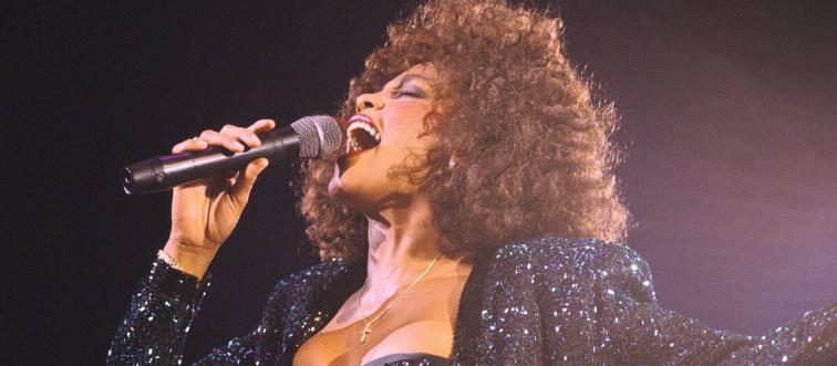 Whitney Houston Performs In Paris Bercy On May 18th, 1988 In Paris,France